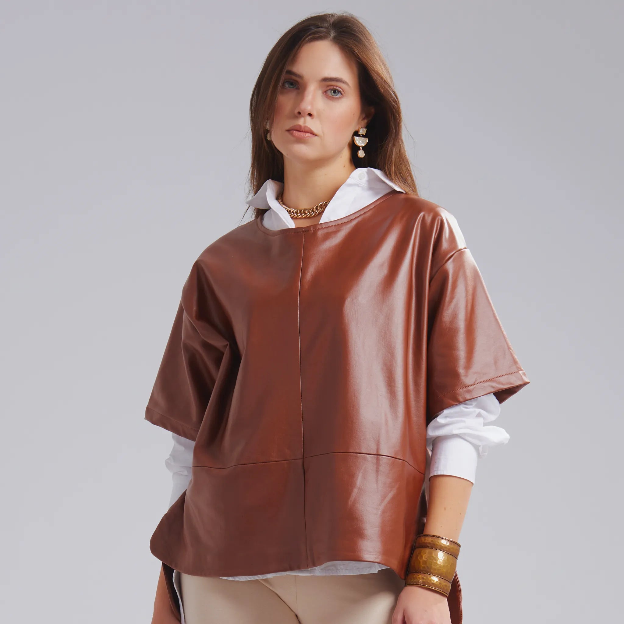 Essential Leather Layer in Brown