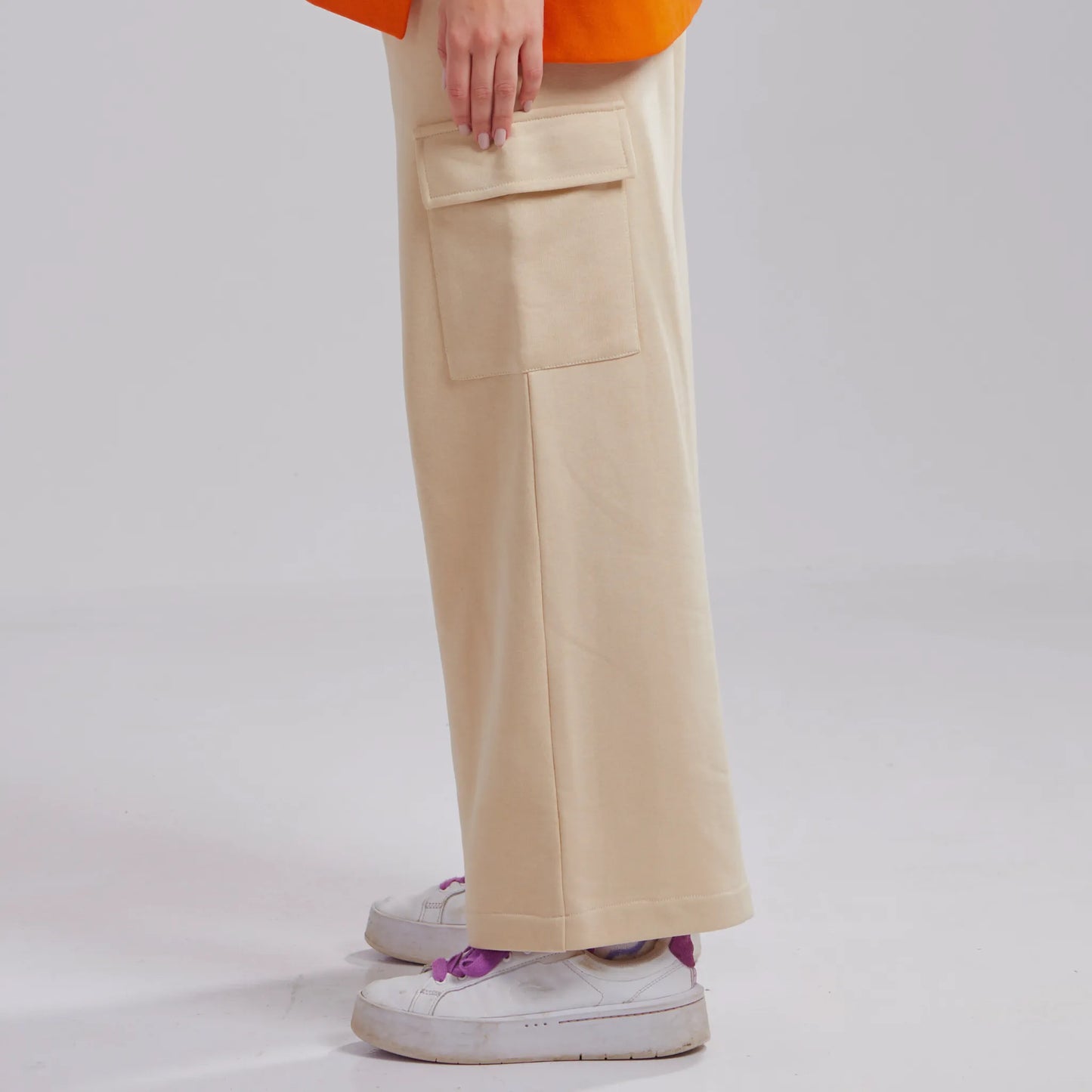 Cargo Edge pant in beige