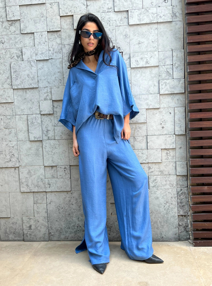 The Linen Breeze Set in blue