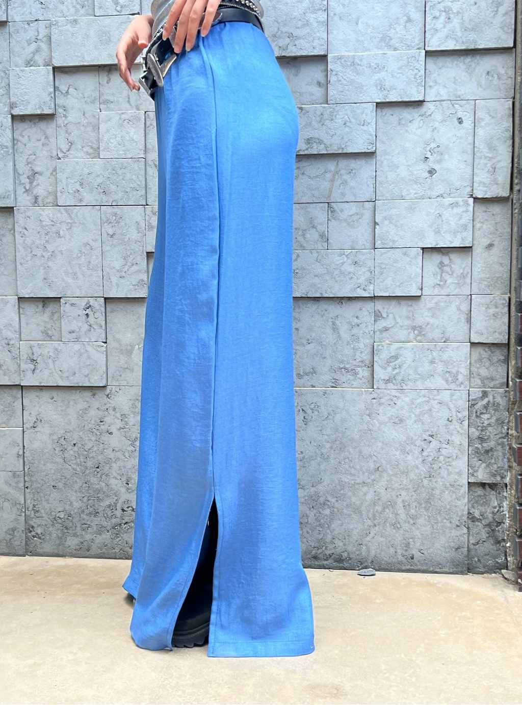 The Linen Breeze Set in blue