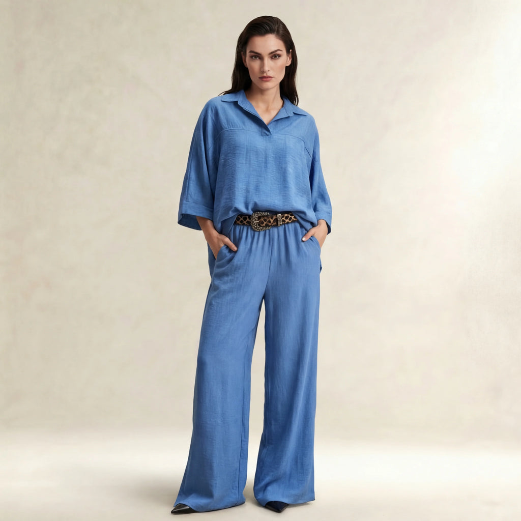 The Linen Breeze Set in blue