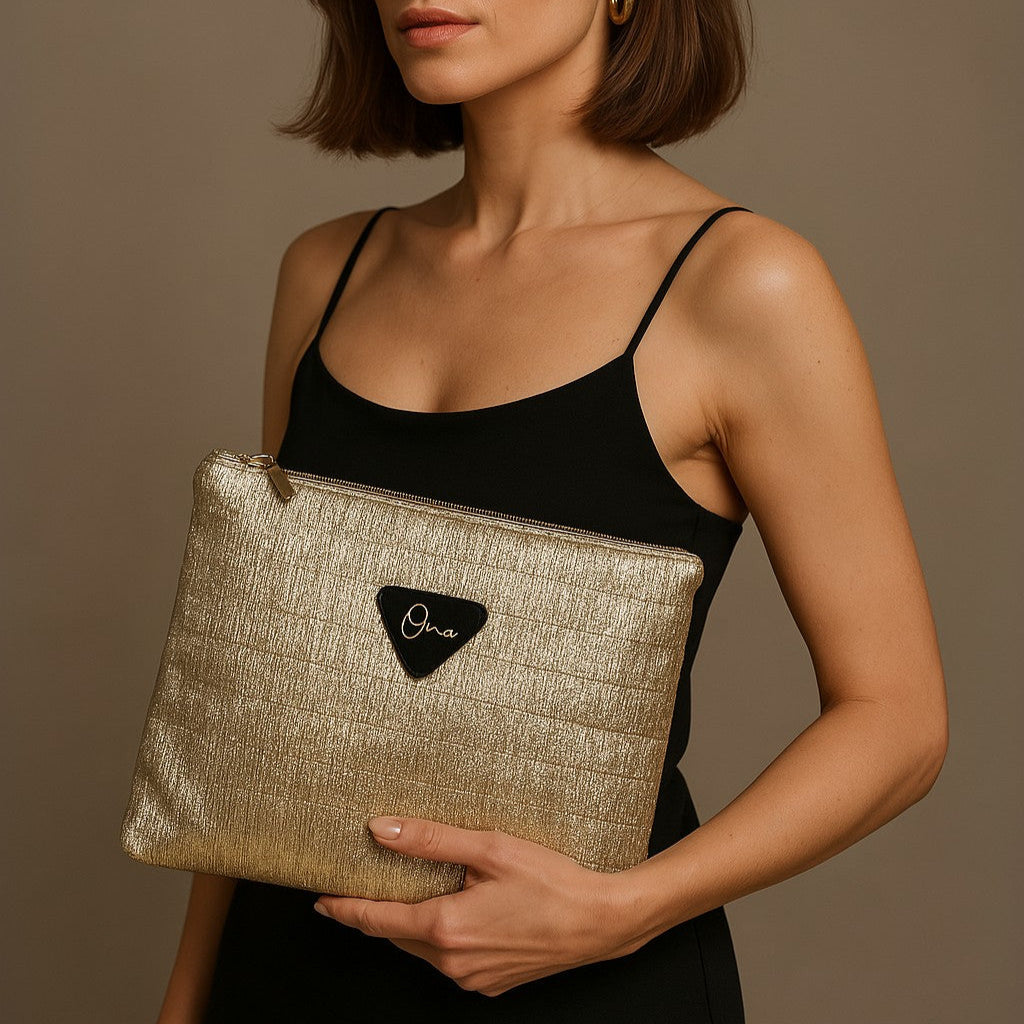 The shining gold clutch